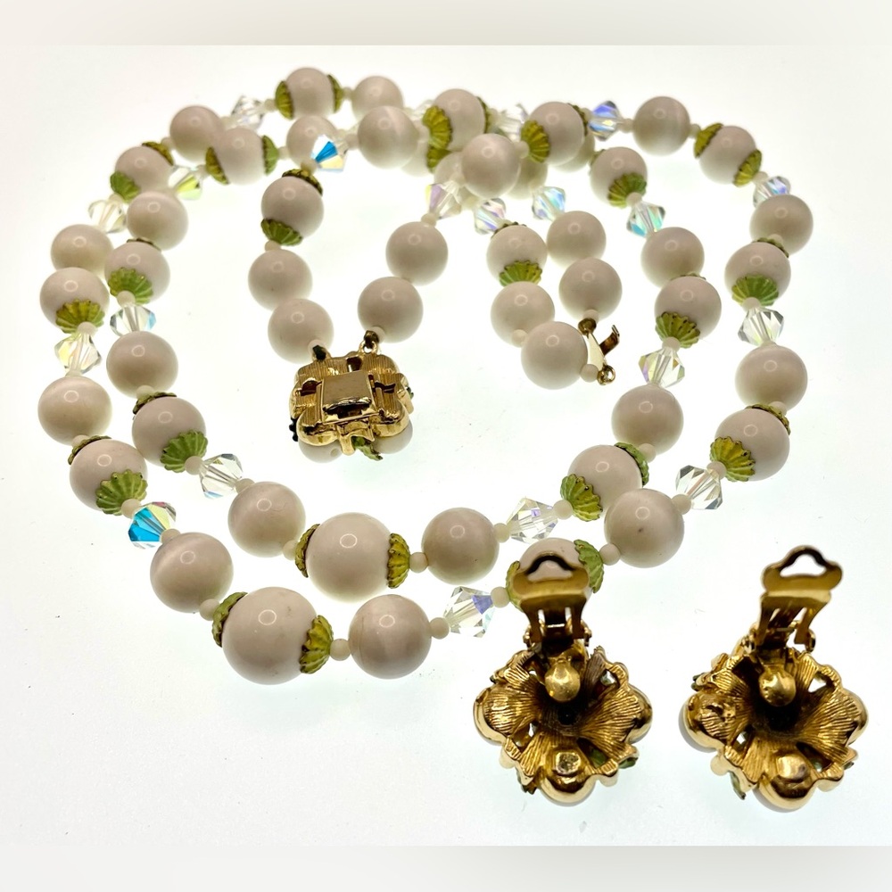 Vintage MCM Double Strand Acrylic Bead Faceted Crystals Necklace with Earrings - Picture 10 of 13